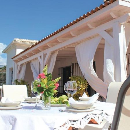Fuentezuelas Pool Villa Sayalonga エクステリア 写真