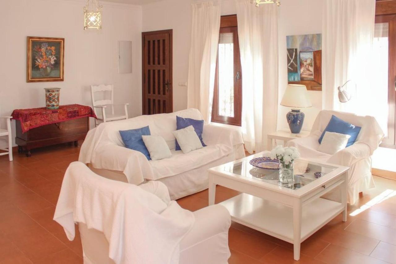 Fuentezuelas Pool Villa Sayalonga エクステリア 写真