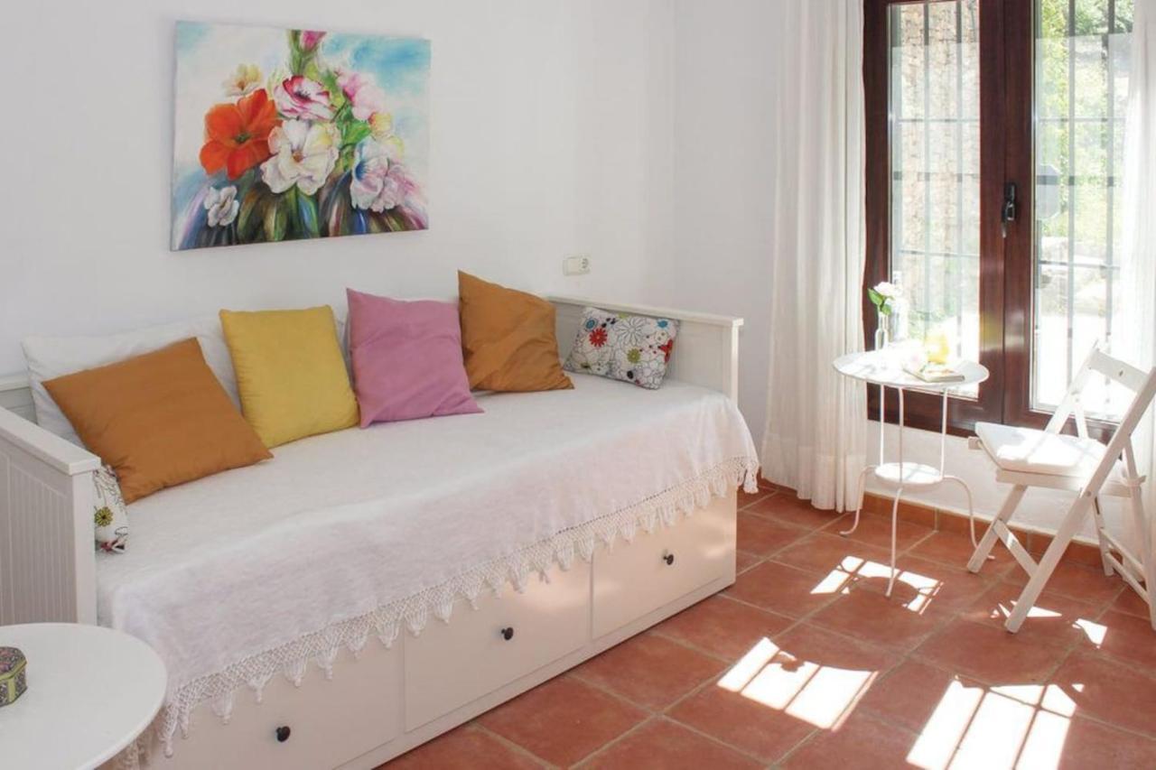 Fuentezuelas Pool Villa Sayalonga エクステリア 写真