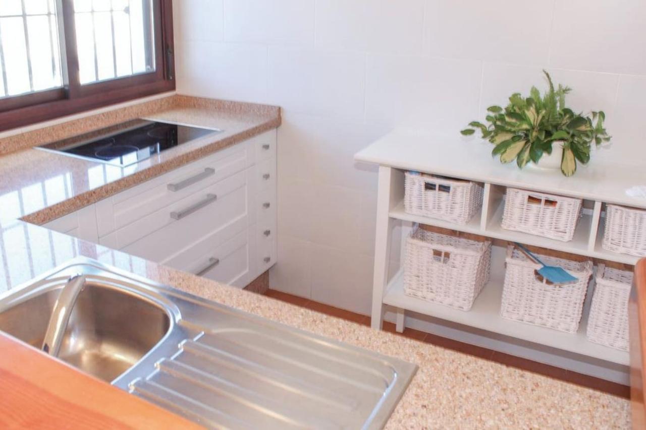 Fuentezuelas Pool Villa Sayalonga エクステリア 写真